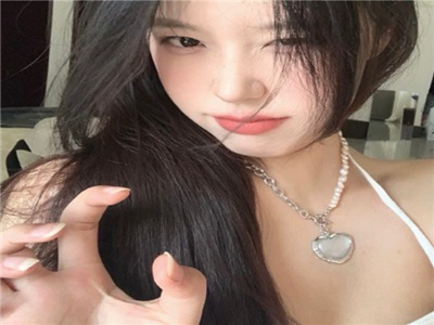 冲破少女最后的屏障小说,少女成长记：勇敢冲破心理屏障