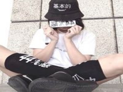 黄色破解软件,揭秘：破解软件背后风险与便利之争-2