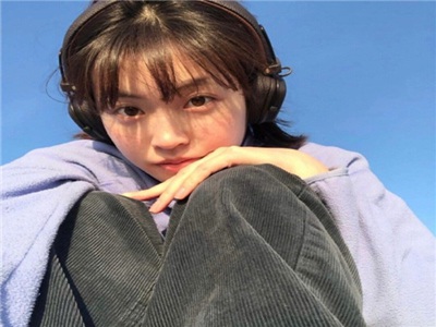 女巨人吃人入胃第一人称,神秘女巨人吞噬采药人，幸存者讲述逃亡经历