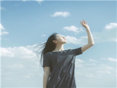 情趣内衣遮半乳Jk制服图片,时尚新潮：内衣与制服的跨界融合-2