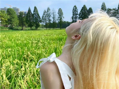 美女裸体app下载免费软件,视觉盛宴来袭，免费APP让你畅享美女图-4