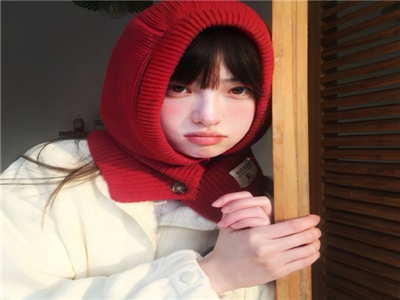 小yoyo萝 交视频,短视频达人走红，独特风格引关注-4
