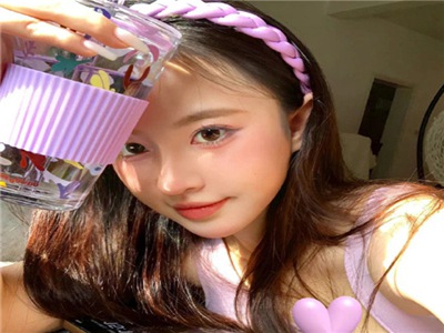 美女黄裸体无遮挡免费软件,揭秘：免费软件争议背后，青少年健康成长引关注-2