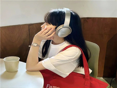 丰满人妻被黑人猛烈进入,“高档小区事件：家庭伦理与文化冲突引关注”-4