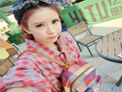 娘在狗儿的后背上写字,狗背写爱，母爱感动全网-4