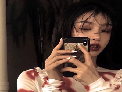 老师让我吃她胸 摸她奶樱花,教师失德言论引发社会关注-3